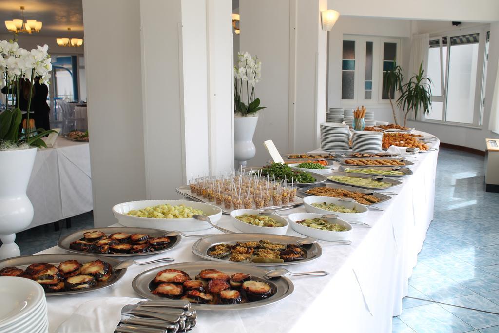 Hotel Hr Senigallia, Già Ritz
